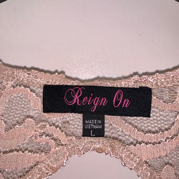 Reign On pink lace dress - Picture 6 of 6